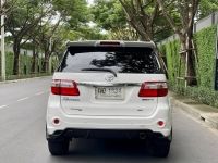 2011 TOYOTA FORTUNER 3.0 TRD รูปที่ 4