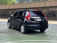 2019 Honda Jazz 1.5 V Plus Auto 7340-053 เพียง 449,000 บาท ซื้อสดไม่เสียแวท เครดิตดีฟรีดาวน์ ✅ เบนซิน ออโต้ มือเดียว ปี2019แท้ เบาะหนัง กล้องช่วยถอย สวยพร้อมใช้ ✅ ทดลองขับก่อนจองได้ครับ ✅ เอกสารพร้อมโ รูปที่ 4