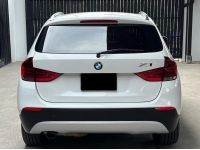 Bmw X1 2.0i รถศูนย์ สีขาว เบาะแดง ปี 2013 วิ่ง 14x,xxx km. แท้ รูปที่ 4