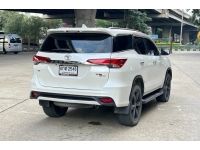 Toyota Fortuner 2.8 TRD Sportivo 2WD AT ปี 2017 รูปที่ 4