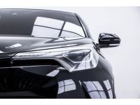 2019 TOYOTA C-HR 1.8 HV HI  ผ่อน 5,237 บาท 12 เดือนแรก รูปที่ 4