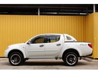 2011 Mitsubishi Triton Plus เครื่องยนต์ดีเซล2.5mt 4ประตู ตัวสูง สีขาวมุก รถสวย ผู้ใหญ่ใช้ หน้า-หลังเดิม สีเดิม ไม่เคยชน ตะเข็บเดิมทั้งคัน รูปที่ 4