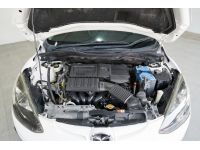 MAZDA 2 1.5 GROOVE 5 ประตู AT ปี 2013 สีขาว รูปที่ 4