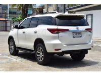 Toyota Fortuner 2.8 v Sigma4 4WD รูปที่ 4