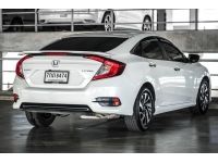 HONDA CIVIC 1.8EL AT 2018 รถบ้านดูแลอย่างดี เช็คศูนย์ตลอด ไม่เคยชน รูปที่ 4