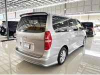 Hyundai H-1 2.5 Elite (ปี 2016) Wagon AT รถสวย สภาพดี ไมล์น้อย ฟรีดาวน์ รถตู้พรีเมี่ยม 11 ที่นั่ง รูปที่ 4