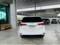 TOYOTA FORTUNER 2.4 V 4WD ปี 2019 รูปที่ 4