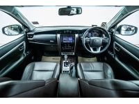 TOYOTA FORTUNER 2.4 V 2WD  ปี 2018  ส่งบัตรประชาชน รู้ผลอนุมัติภายใน 30 นาที รูปที่ 4