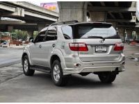 Toyota Fortuner 2.7 V 2wd auto ปี 2011 รูปที่ 4