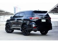 TOYOTA Fortuner TRD Sportivo 2.8 [4x4] Blacktop ปี 2017 ไมล์ 160,xxx Km รูปที่ 4