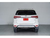 TOYOTA FORTUNER 2.8 V AT/4WD ปี2015 จด2017 สีขาว รูปที่ 4