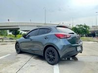 Mazda  2 Skyactive1.3 2016 Sports Standard Hatchback  (พร้อมทะเบียนสวย) รูปที่ 4