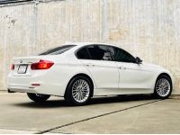 2017 BMW SERIES 3, 320d ICONIC โฉม F30 รูปที่ 4