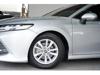 TOYOTA CAMRY 2.0 G AT ปี 2019 สีเทา รูปที่ 4