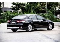 TOYOTA CAMRY, 2.5 HV PREMIUM Minor Change ปี 2018 รถหรู สภาพสวบ ดูแลถึง รูปที่ 4