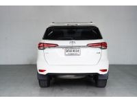 TOYOTA FORTUNER 2.8 V 4WD SIGMA4 AT ปี 2019 สีขาว รูปที่ 4