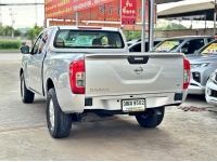 NIISSAN NAVARA NP300 2.5E ปี2020 MT สีเงิน รูปที่ 4