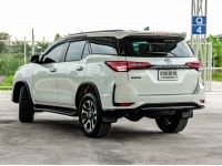 2022 TOYOTA FORTUNER LEADER 2.4V รูปที่ 4