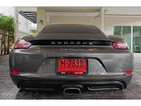 Porsche​ 718 Cayman 2017 สีเทาดำภายในแดง เลขไมล์เพียง 4x,xxx km. รูปที่ 4