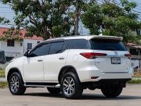 TOYOTA FORTUNER 2.8 V 2WD ปีจด 2020 วิ่ง 4x,xxx km. รูปที่ 4