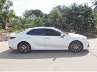 Toyota Camry 2.5 HEV Premium ปี 22จด23 รถบ้านมือเดียวสวย รูปที่ 4