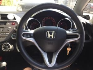ขายรถยนต์ Honda Jazz 1.5 V  i-VTEC ปี 2010 รูปที่ 5