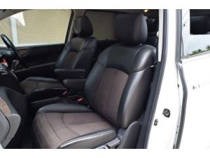 Nissan Elgrand 2.5 High-Way Star Wagon รูปที่ 5