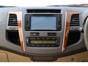 Toyota Fortuner 3.0 (ปี 2010) V SUV AT รูปที่ 5