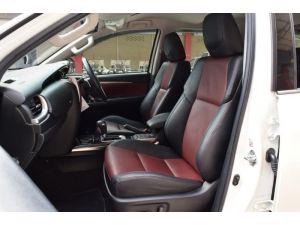 Toyota Fortuner 2.8 TRD Sportivo รูปที่ 5