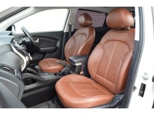 Hyundai Tucson 2.0 D SUV AT รูปที่ 5