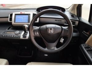 Honda Freed 1.5 EL Wagon AT รูปที่ 5