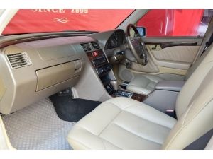 Mercedes-Benz C220 2.2 W202 (ปี 1998) Elegance Sedan AT รูปที่ 5