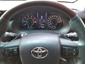 TOYOTA  FORTUNER 2.8 V  ปี 2015 ไมล์ 7 หมื่น รูปที่ 5