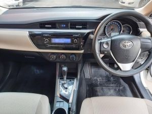 Toyota altis 1.8 E  ปี 2015 มือเดียวจากป้ายแดงวิ่งน้อย 1xx,xxxกิโลแท้ เข้าศูนย์ตลอด ไม่เคยมีอุบัติเหตุ ไม่เคยติดแก๊สค่ะสภาพสวยพร้อมใช้ค่ะ รูปที่ 5