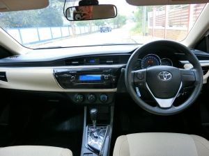 Toyota altis 1.8 E  ปี 2015 มือเดียวจากป้ายแดงวิ่งน้อย 1xx,xxxกิโลแท้ เข้าศูนย์ตลอด ไม่เคยมีอุบัติเหตุ ไม่เคยติดแก๊สค่ะสภาพสวยพร้อมใช้ค่ค่ะ รูปที่ 5