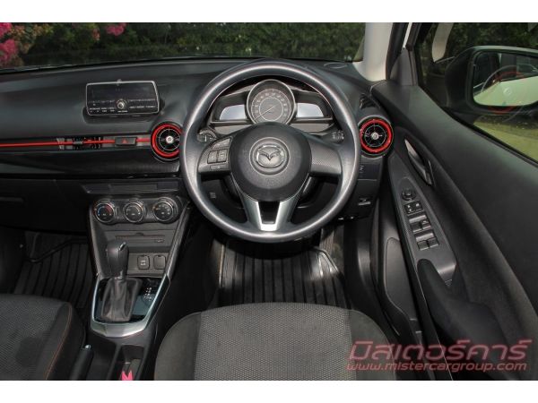 2015 MAZDA2 1.5 SKYACTIV-D ดีเซล *ฟรีดาวน์ *แถมประกันภัย *ไม่ต้องมีคนค้ำ รูปที่ 5