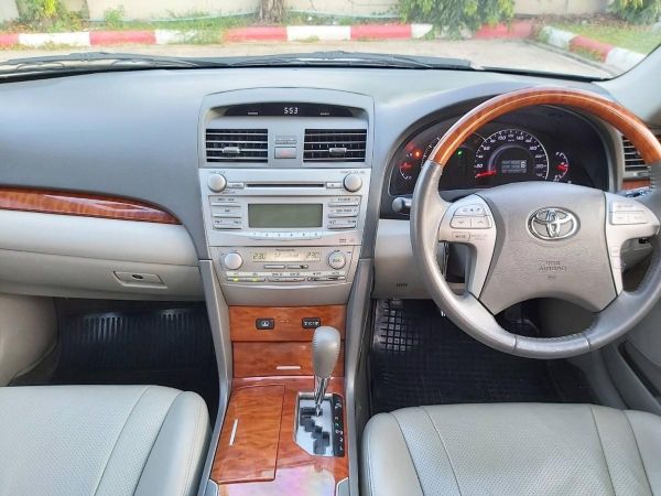 TOYOTA CAMRY 2.0 G ปี2009 รถสภาพสวยเดิมๆ ไม่มีชนไม่เคยจมน้ำ  ไม่เคยติดแก๊ส ภายในสวยใหม่เอี่ยม ไม่โทรม ได้ยางใหม่4เส้น พร้อมใช้ แถมทะเบียนเลขสวยด้วยค่ะ รูปที่ 5