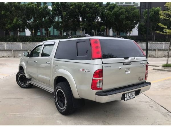 Toyota Vigo 4DR 3.0 VN Turbo AT 2012 รูปที่ 5