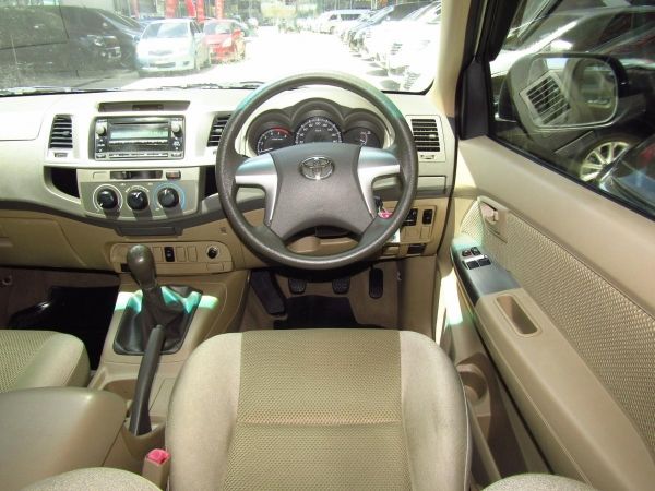 *จัดได้เต็ม *ฟรีดาวน์ *แถมประกันภัย 2012 TOYOTA VIGO CHAMP SMART CAB 2.5 E รูปที่ 5