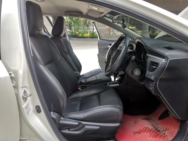 2015 Toyota Altis 1.8 ESport AT รูปที่ 5