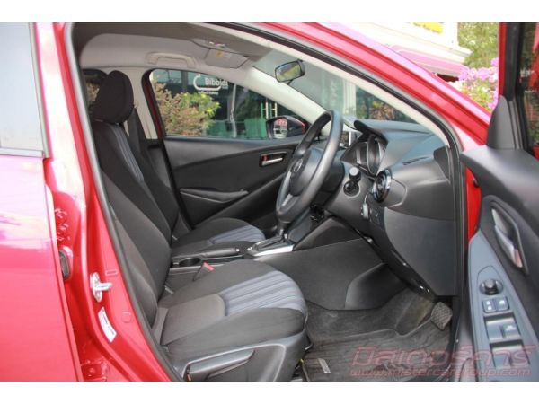 2016 mazda2 1.3 skyactiv *ฟรีดาวน์ *แถมประกันภัย รูปที่ 5