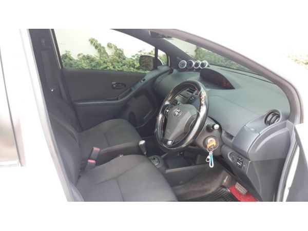 Toyota Yaris 2010, 1.5S Limited รูปที่ 5