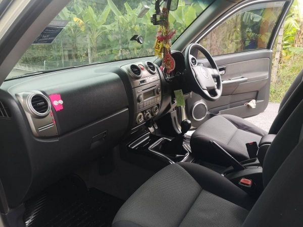 ISUZU Hi-Lander 2.5 Ddi I-TEQ ปี 09 รูปที่ 5