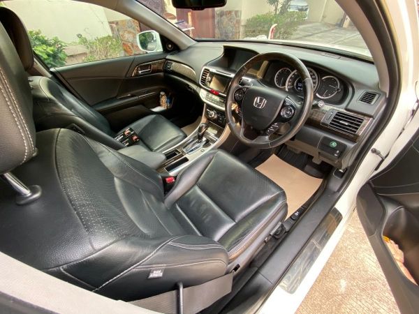 Honda Accord 2.4 รุ่น Top ปี 2013 รูปที่ 4