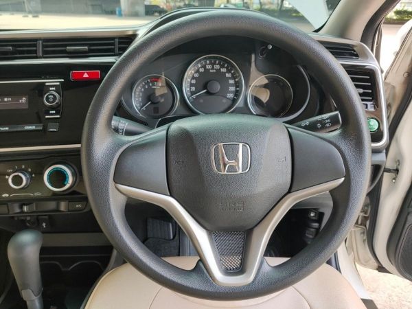 2014 Honda city 1.5S i-VTEC รูปที่ 4