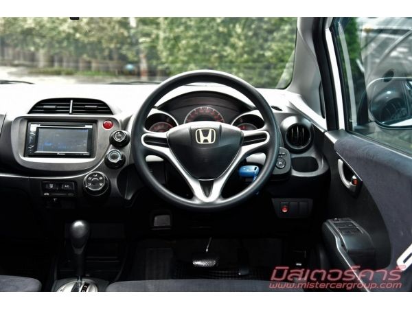 2010 HONDA JAZZ 1.5 S ใชเงิน 5 พันออกรถ ฟรีดาวน์ แถมประกันภัย รูปที่ 5