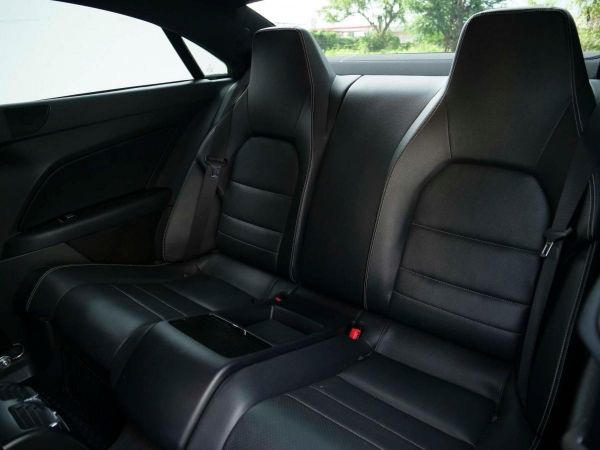 2010 Mercedes Benz E250 Coupe CGI W207 รูปที่ 5