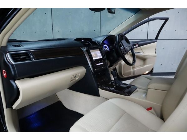 2017 Toyota Camry 2.5 Hybrid Premium Sedan AT  (ปี 12-16) B4033 รูปที่ 5