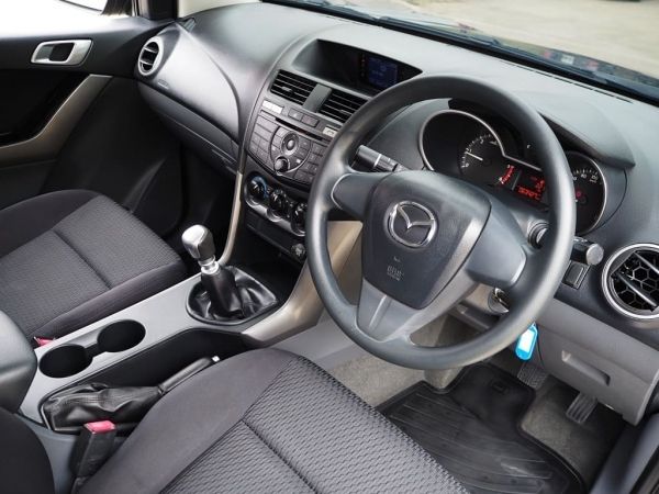 MAZDA BT-50 PRO FREESTYLE CAB 2.2 Hi-Racer (ABS)(MNC) เกียร์MANUAL 6 SPEED สภาพป้ายแดง รูปที่ 5