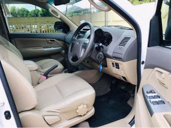 Toyota vigo D/CAB Prerunner 2.5E ปี 2013 รูปที่ 5